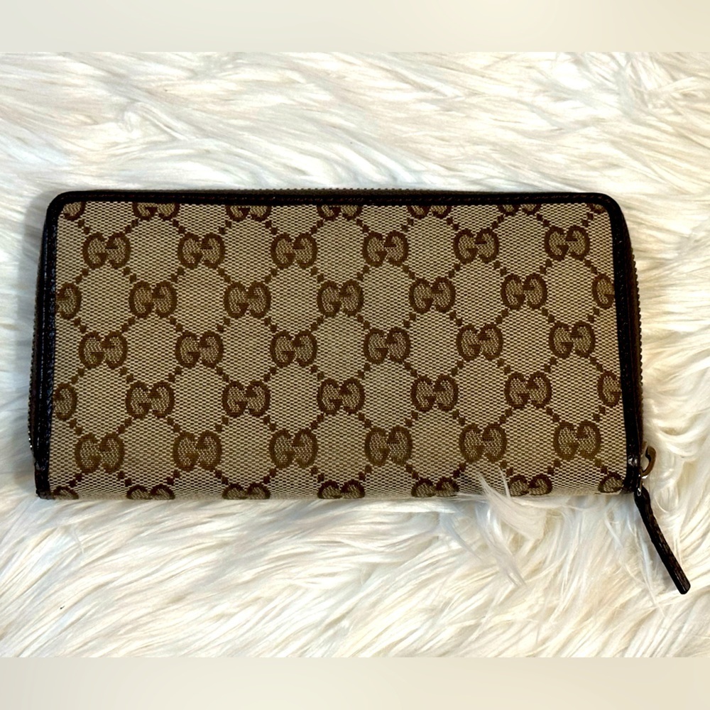 Gucci Monogram Canvas Dark Chocolate Italian Leather Zippy Wallet/Organizer EUC - Picture 7 of 17